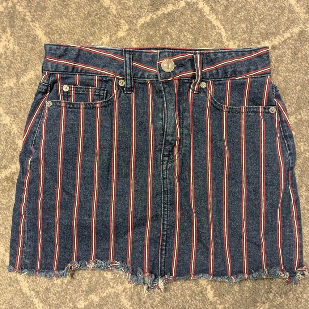 American Eagle Patriotic denim red and white stripped mini skirt size 0